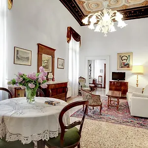https://testa.hotelslidodijesolo.com